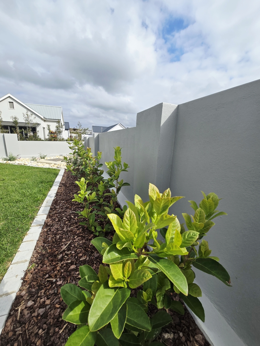 3 Bedroom Property for Sale in Kingswood Golf Estate Western Cape